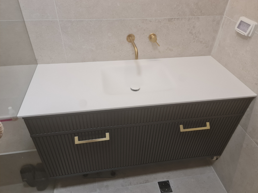 ארונות אמבטיה קוריאן משולב משטח וכיור
